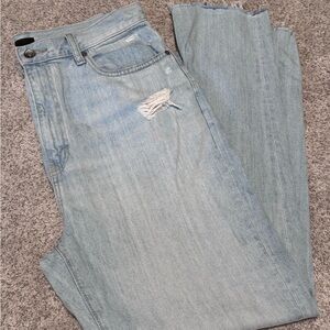 Women’s Light Blue Distressed Jeans